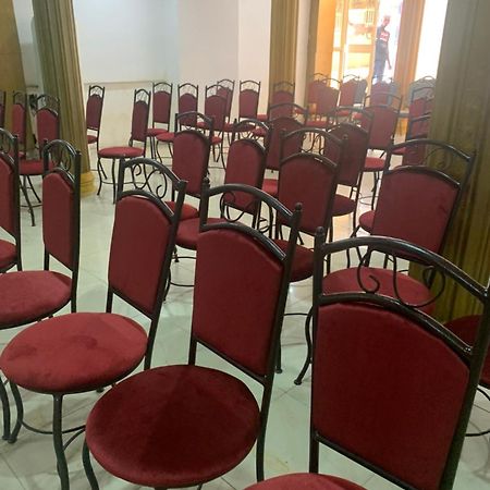 E-Suites Hotel, Αμπούζα Εξωτερικό φωτογραφία