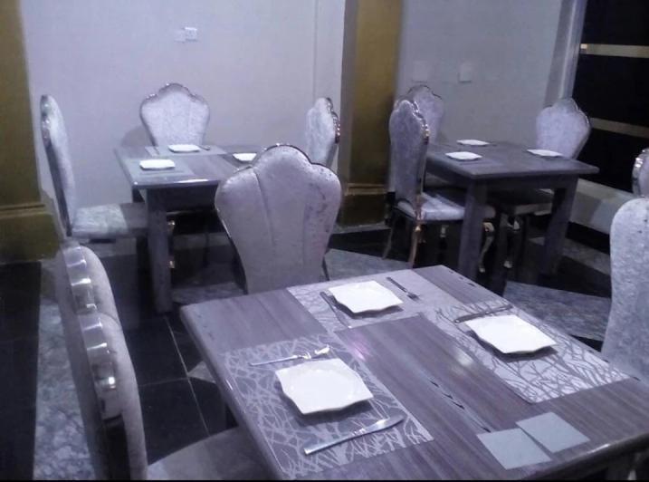 E-Suites Hotel, Αμπούζα Εξωτερικό φωτογραφία