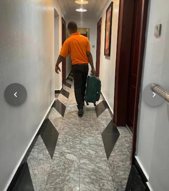 E-Suites Hotel, Αμπούζα Εξωτερικό φωτογραφία