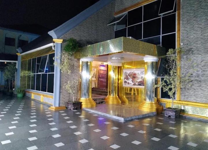 E-Suites Hotel, Αμπούζα Εξωτερικό φωτογραφία