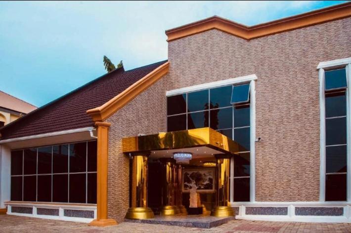 E-Suites Hotel, Αμπούζα Εξωτερικό φωτογραφία