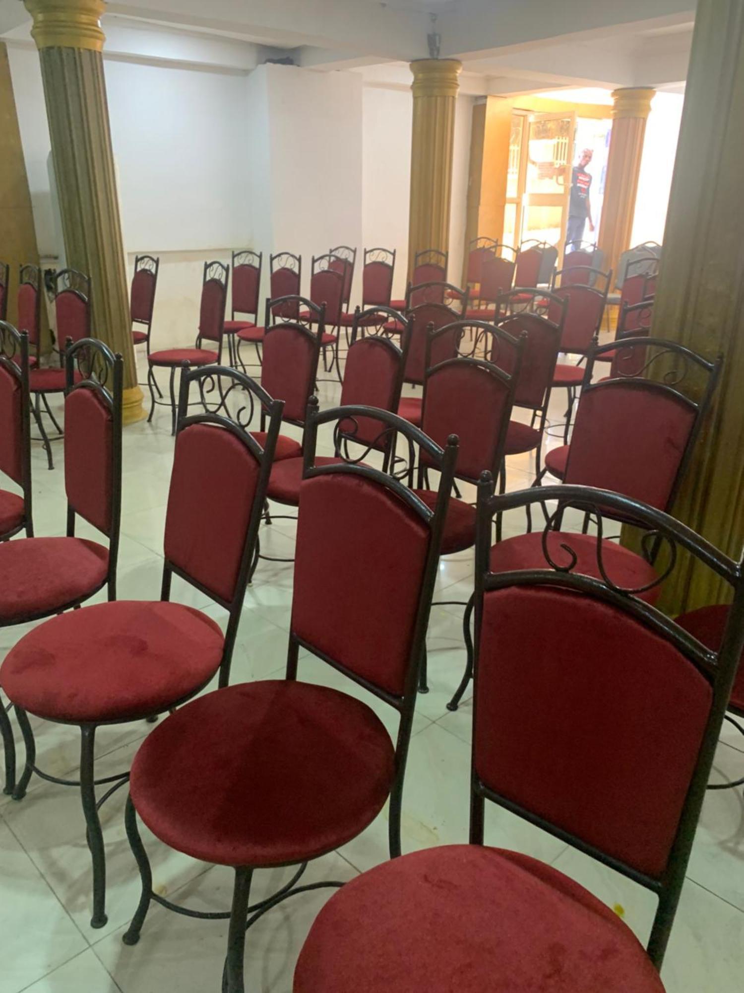 E-Suites Hotel, Αμπούζα Εξωτερικό φωτογραφία