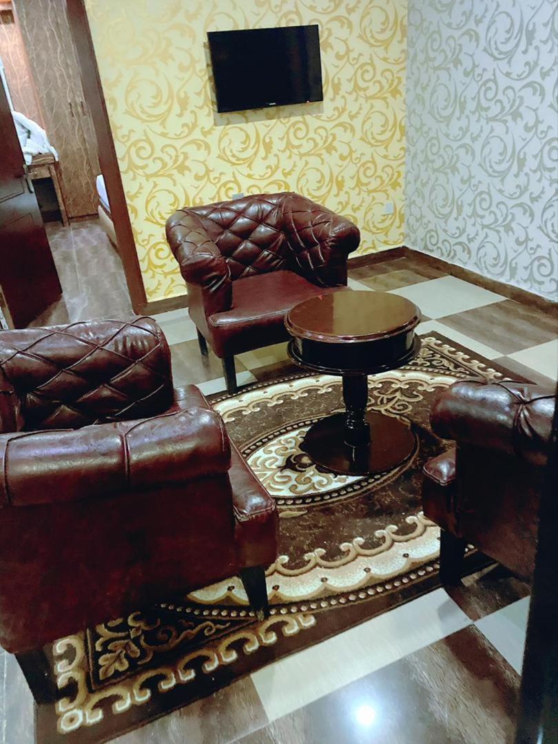 E-Suites Hotel, Αμπούζα Εξωτερικό φωτογραφία